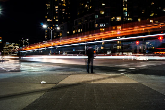 lines_11_558x314