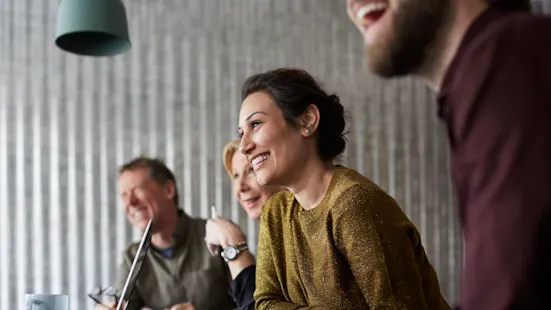 People_2_558x314