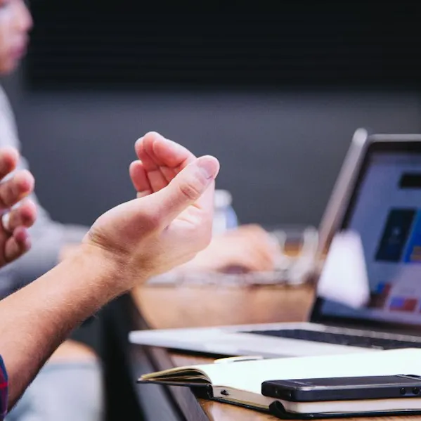 Webinare_Header_headway537308unsplash