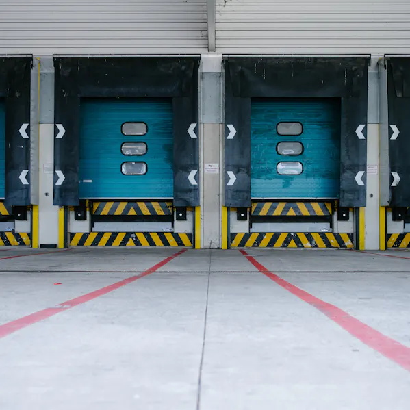 Warehouse & Logistics