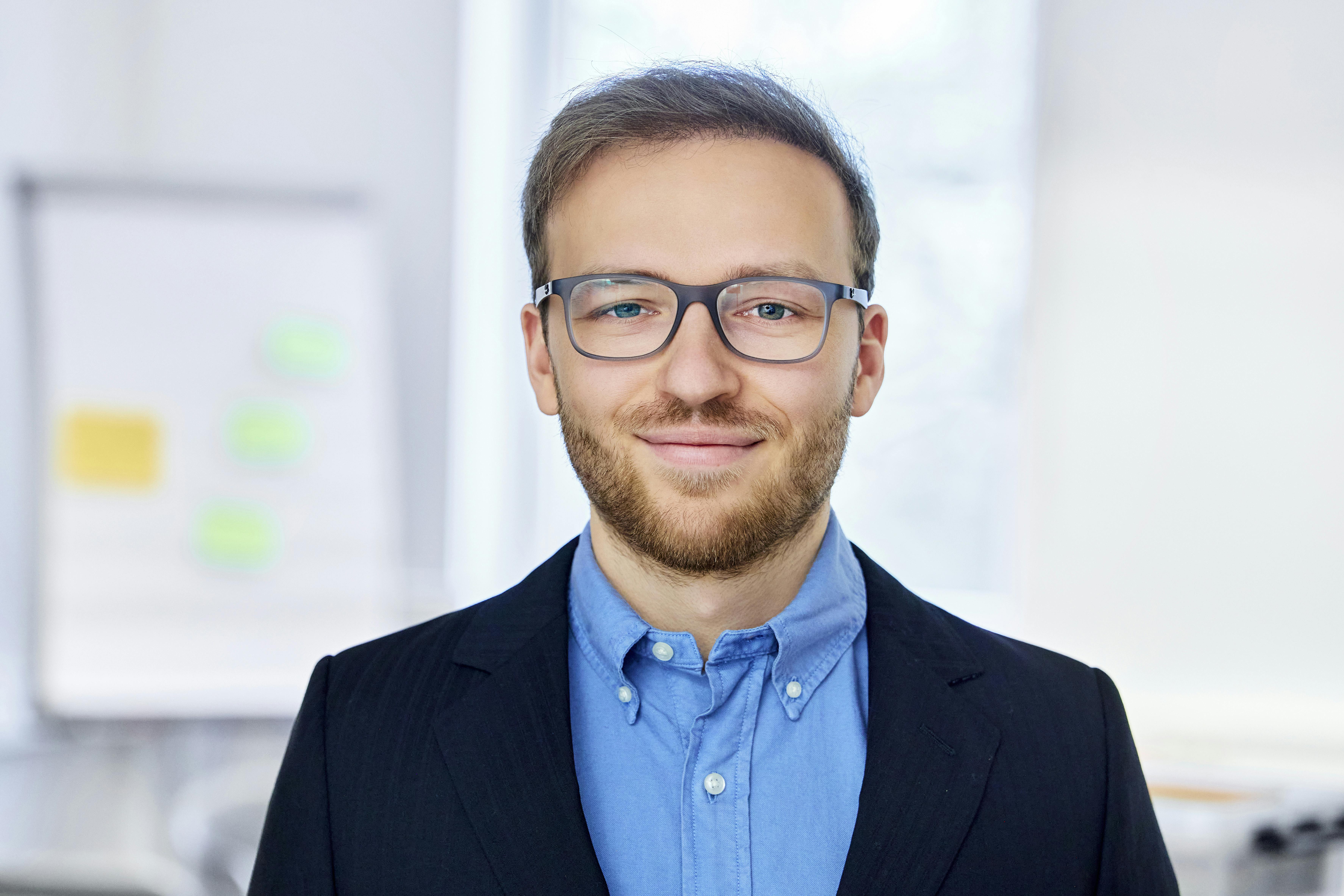 Marlon Kukutsch von der Allfoye Managementberatung