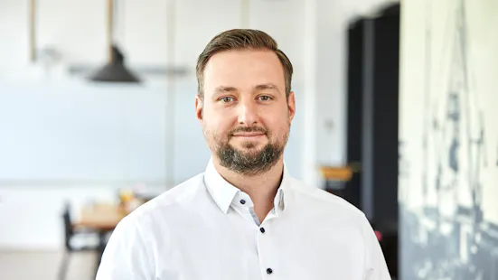 ueber uns_portrait max goerner_558x314_komprimiert