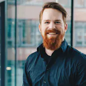 Nachhaltigkeits- und CSRD-Reporting Experte Marcel Agena
