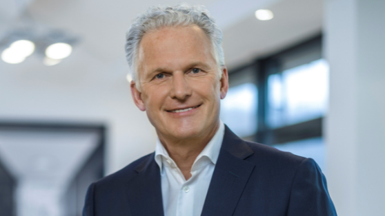 Dr. Benedikt Erdmann